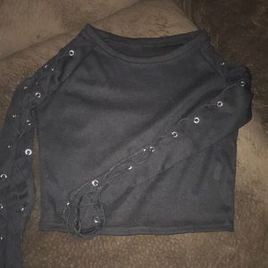 Black lace up sleeve crop top